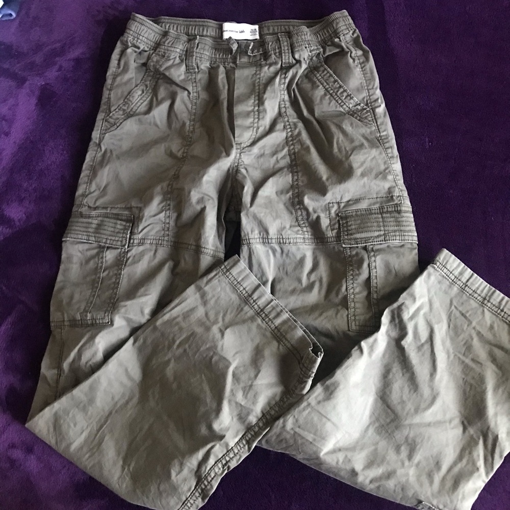 Boys Cargo Pants in Olive Green - Casual Utility Style